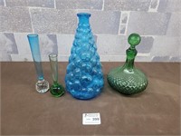 Small blown glass pieces and Made in Italy pieces
