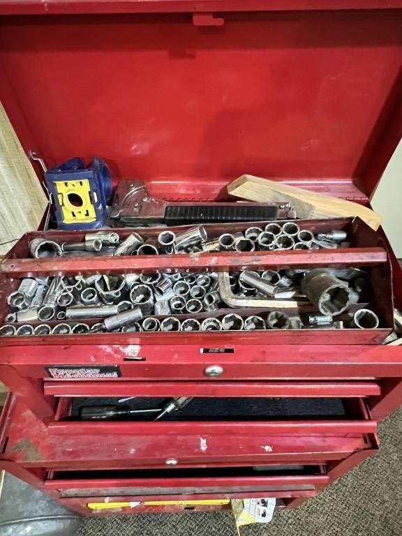 ROLLING TOOL BOX WITH ASSORTED TOOLS, SOCKETS,
