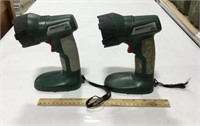 2 Master Force lights