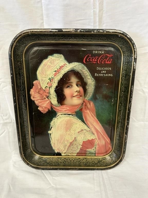 Collectible Coca-Cola Metal Serving Tray