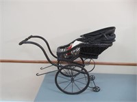 Doll Carriage / Poussette pour poupée