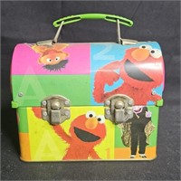 2002 Sesame Street Workshop mini snack lunchbox.