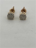 10KT Yellow Gold Woman's Earrings