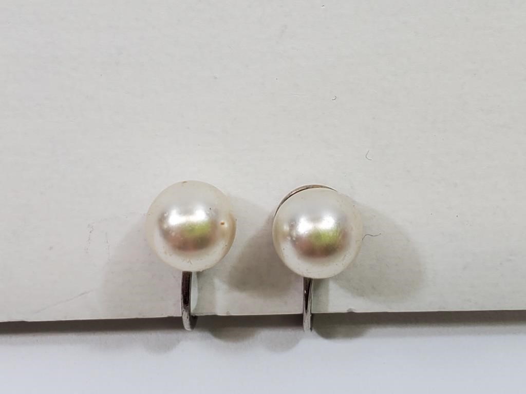 Vintage Screw Back Earrings