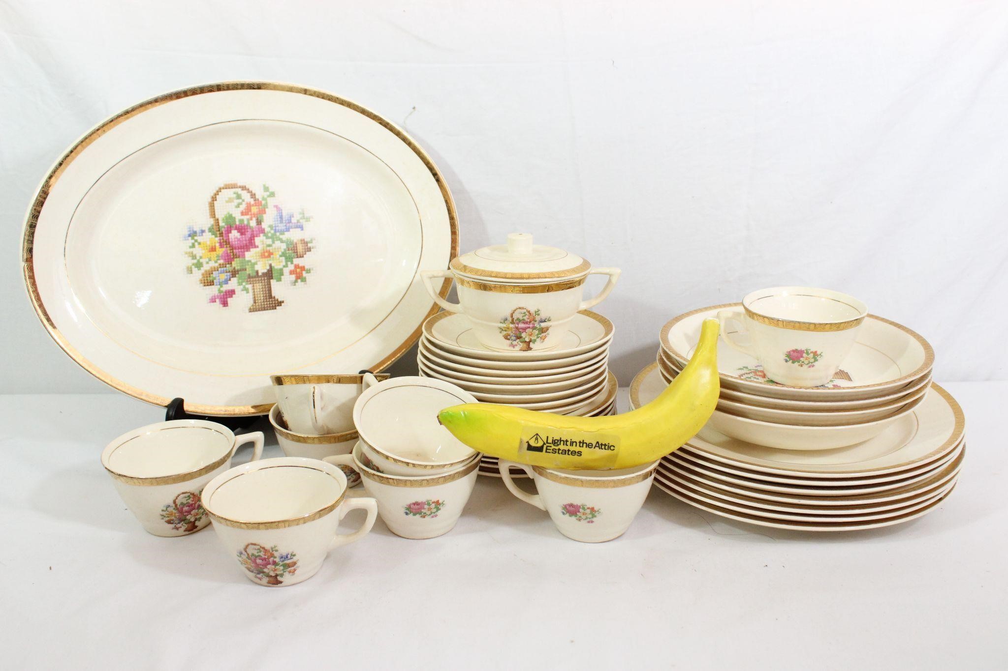 Vtg. "Century by Salem" 23K Gold China 37 Pcs.