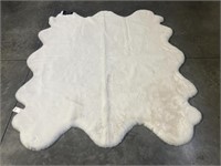 Min Chateau 4 x 6 Luxe Faux Fur Area Rug