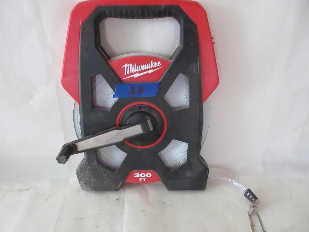 Milwaukee 300' Measureing Tape