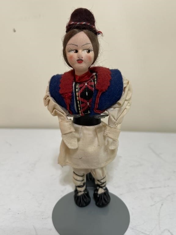 Doll of the world vintage