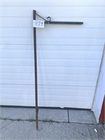 ROD IRON SIGN HANGER /STAND
