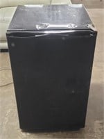 GE - Compact Black Refrigerator