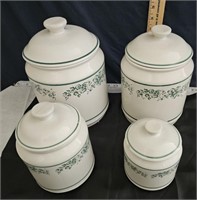 corelle canister set- small chip on smallest lid