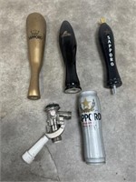 Sapporo and Fullers beer tap handles, set of 5