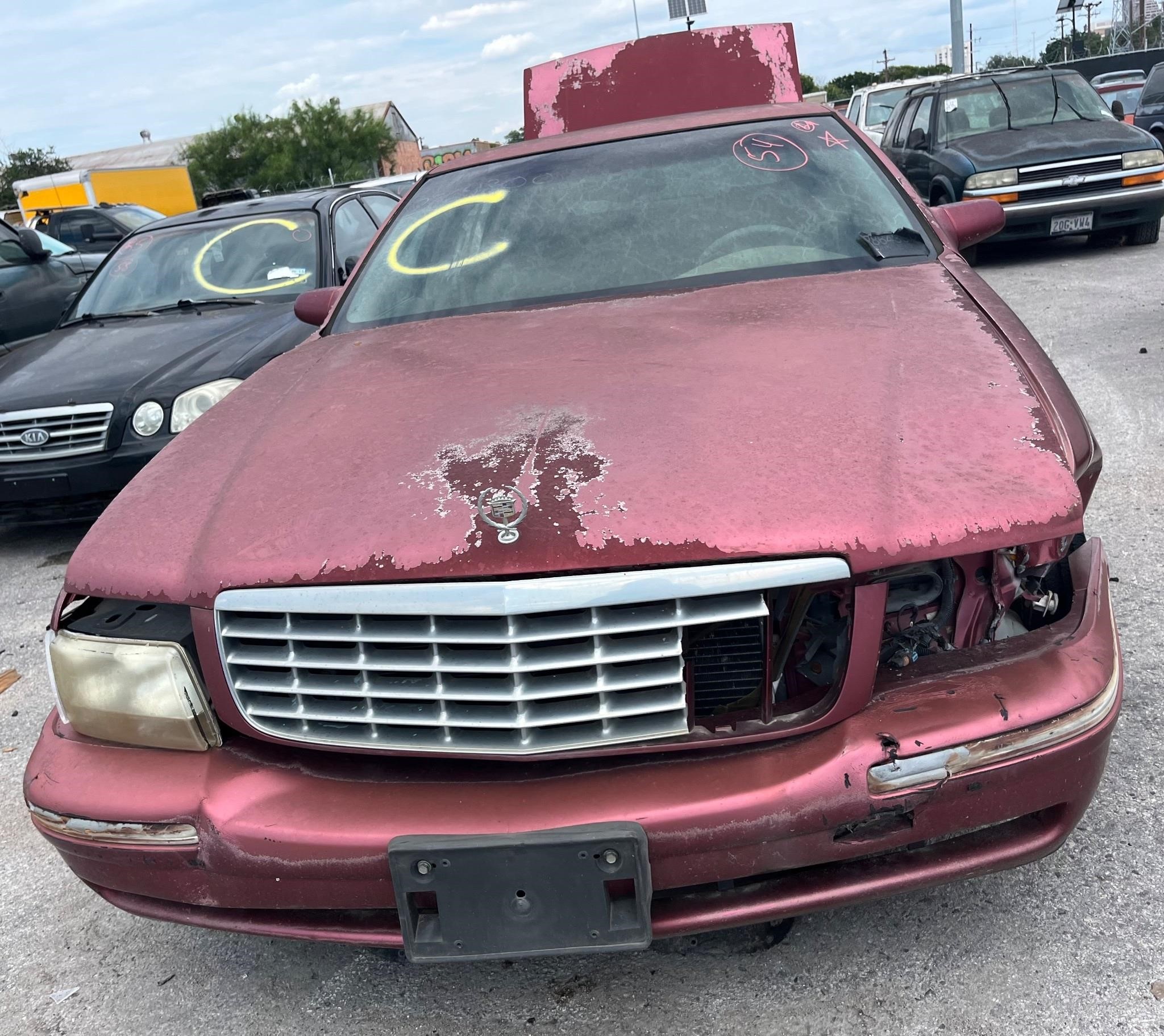 1998 CADILLAC DEVILLE -712624