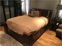 QUEEN SIZE SLEIGH BED INCLUDES BEDDING