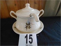 SOUP TUREEN WITH LID & LADLE