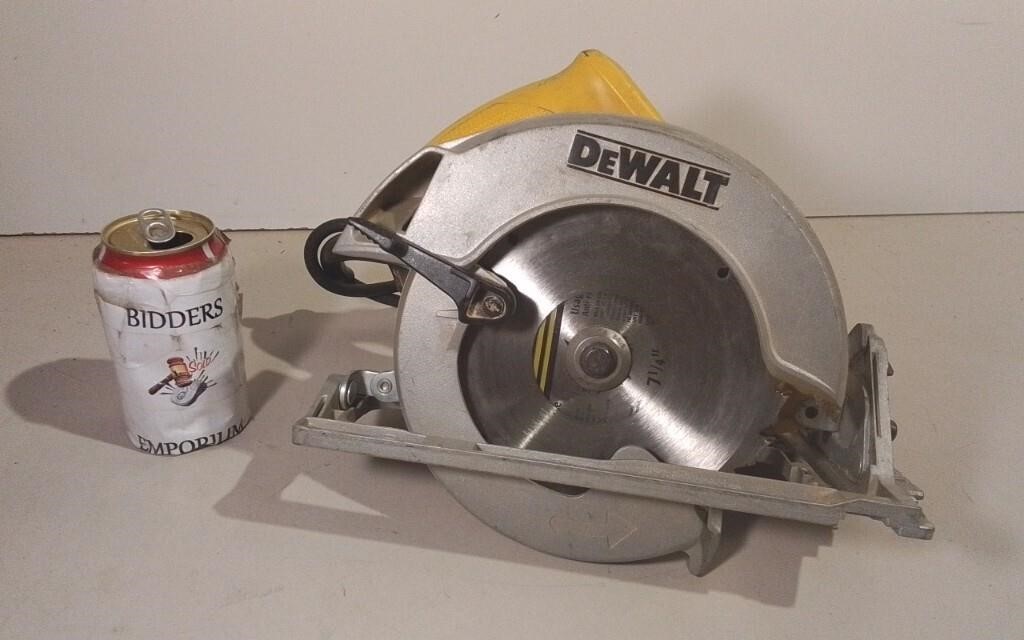 Dewalt Circular Saw