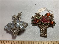 2 vintage pins