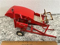 Vintage Tru - Scale combine.