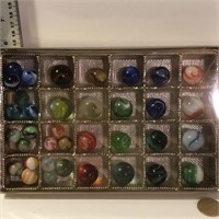 GROUP OF MARBLES