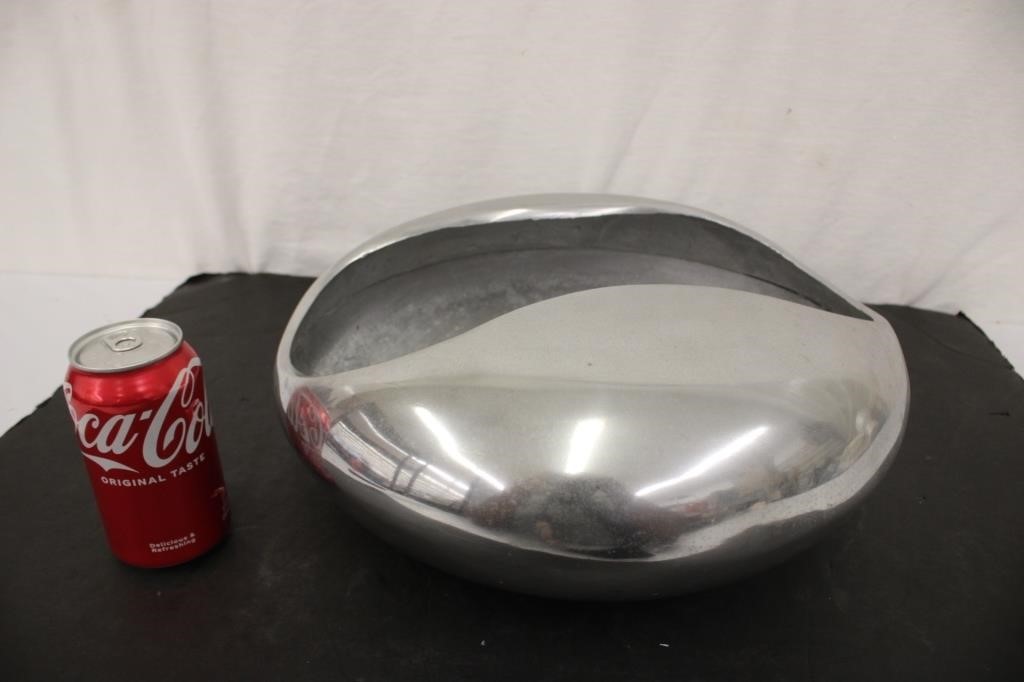 14.5" Cast Aluminum Decorative Bowl
