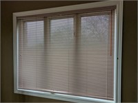 MINI BLINDS