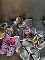 Children's Shoes NWT