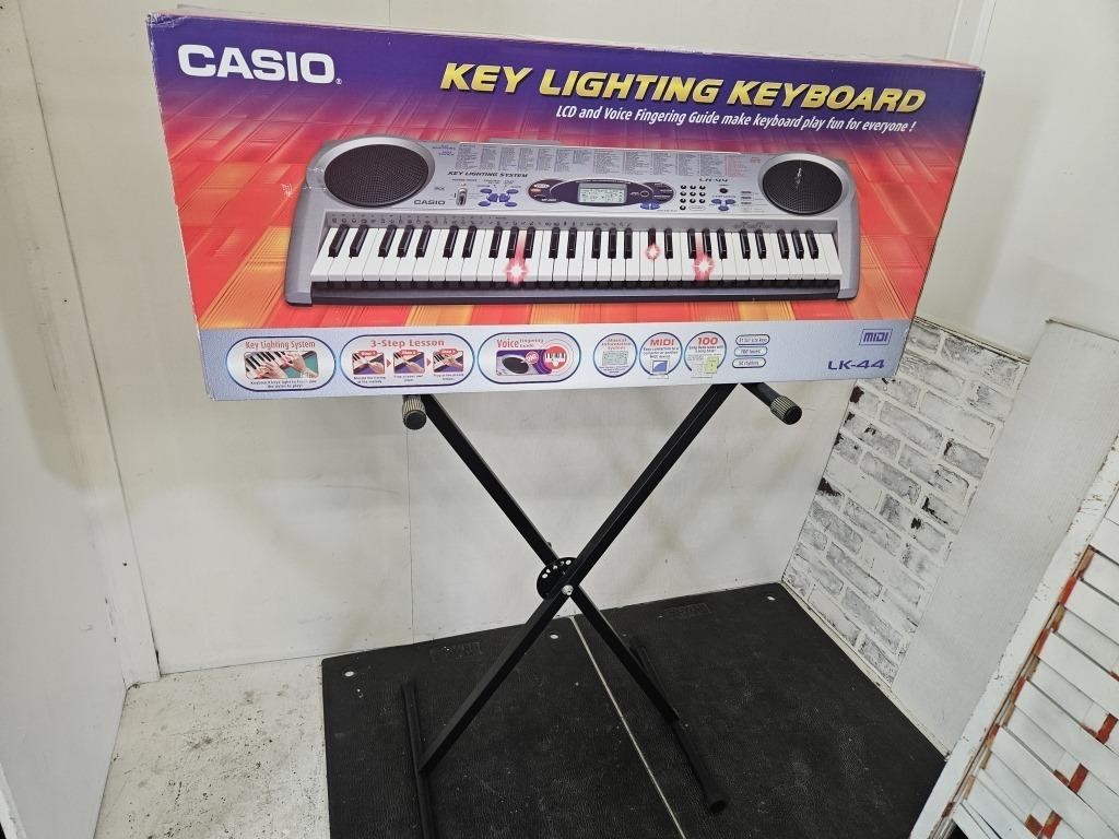 Casio Key Lighting Keyboard with Stand