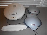 3 Electric Grills 2 Small and 1 Large