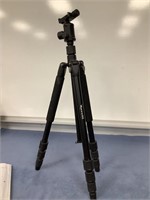 Ravelli Tripod   NOT SHIPPABLE