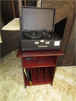 CROSLEY RECORD PLAYER & MUSIC STAND