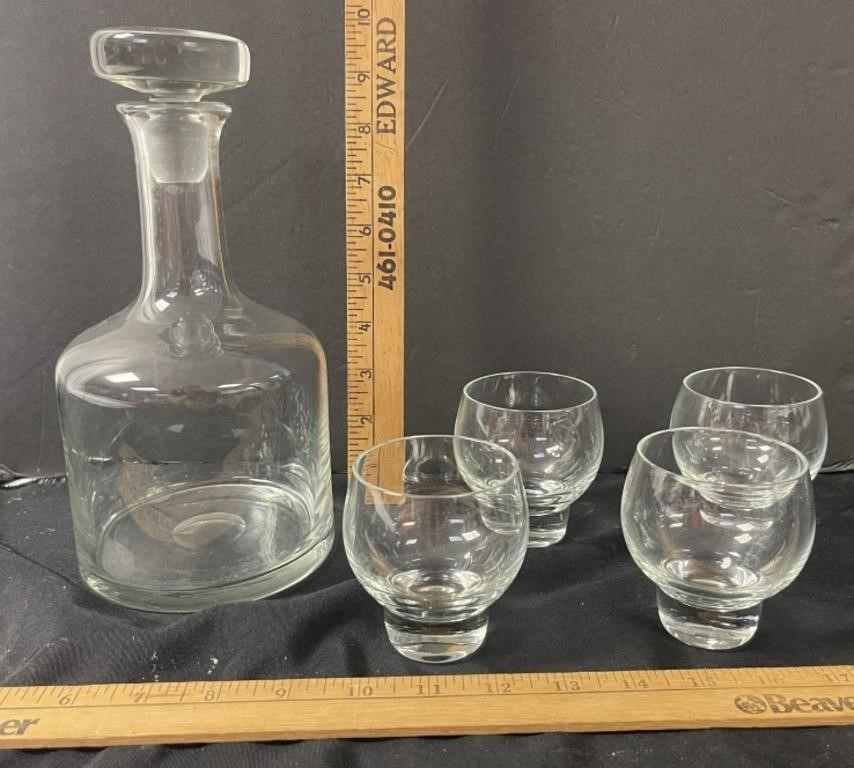 Decanter set