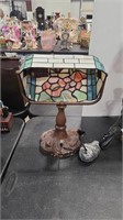 TIFFANY STYLE ACCENT LAMPS