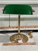 VINTAGE BANKERS LAMP W/ CASED GLASS SHADE