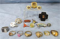 19 PC VINTAGE COSTUME JEWELRY