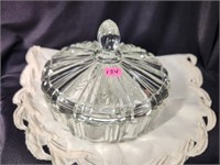 Vnt. covered candy dish