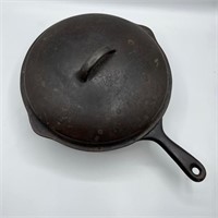 Vintage 10” Deep Cast-iron skillet with cover