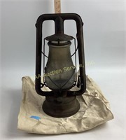 Buhl Conquest #0 oil lantern with bag