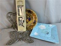 Assorted Home Décor - Cake Server, Butterfly