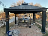 LARGE GAZEBO (PLEASE BE ABLE TO TAKE DOWN WO ISSUE