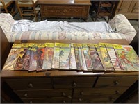 Approx 22 vintage comic books