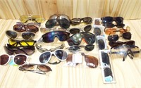 Lot of vintage sunglasses. Some NOS, assorted