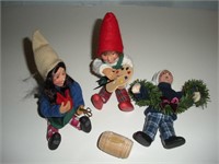 3 Byer Choice Caroler Dolls 1 Lot