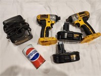 2 drills impacts dewalt avec chargeur (besoin de