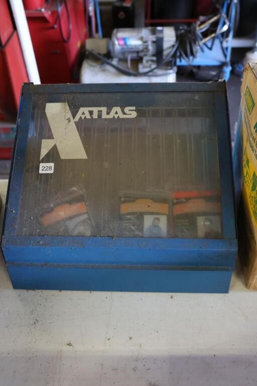 ATLAS DISPLAY CABINET