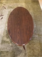 Oval top coffee table