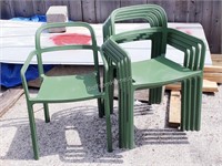 5 - HEAVY PLASTIC STACKING CHAIRS