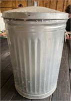 Waste Can with Lid