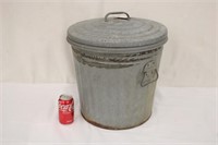 Small Galvanized Trash Can w/ Lid