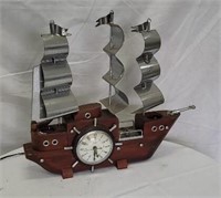 Ship clock/light