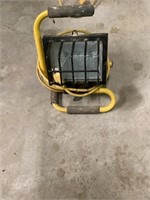 110 V portable floodlight
